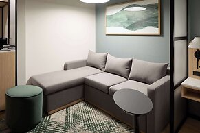 Hyatt Place Montreal Airport