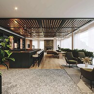 Hyatt Place Montreal Airport