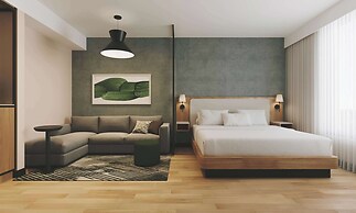 Hyatt Place Montreal Airport