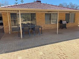 Ocean Keys Family Accommodation