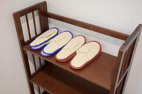 Comfy Retreat With Yard Cozy Interiors