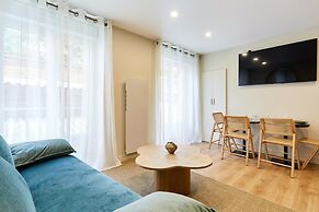 Superb Apartment Center of Paris
