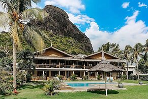 Boutik Le Morne Holiday Apartments