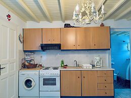 Stylish 2 Bd Escape Apt at Ornos Beach
