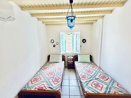 Stylish 2 Bd Escape Apt at Ornos Beach
