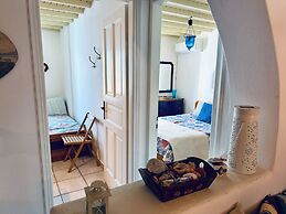 Stylish 2 Bd Escape Apt at Ornos Beach