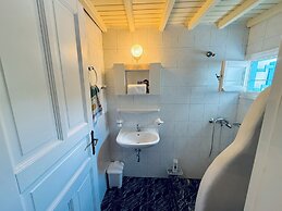 Stylish 2 Bd Escape Apt at Ornos Beach