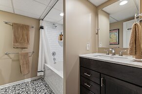 Charming Ann Arbor Retreat Near Dt & Attractions 3 Bedroom Home