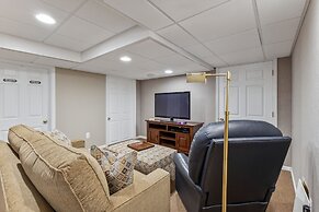 Charming Ann Arbor Retreat Near Dt & Attractions 3 Bedroom Home