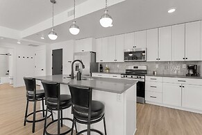 Cliff Side Retreat 2 Bedroom Condo