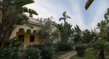 Les Cypres Hotel Restaurant