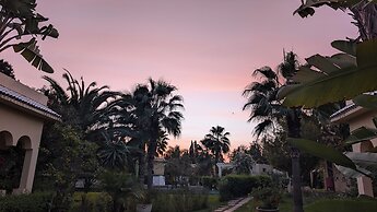 Les Cypres Hotel Restaurant