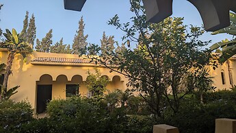 Les Cypres Hotel Restaurant