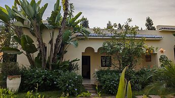 Les Cypres Hotel Restaurant