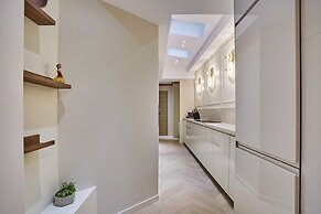 Amazing Apartment Center of Paris Le Marais