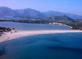 Apartment in Residence With Swimming Pool