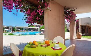 Apartment in Residence With Swimming Pool