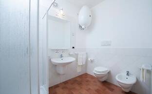 Apartment in Residence With Swimming Pool