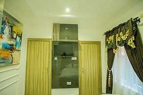 Kiki's Home and Apartments