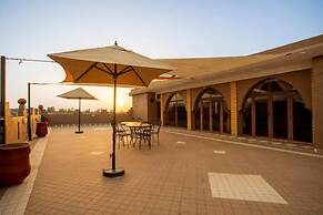 Villa Familiale De 5 Chambres Avec Piscine