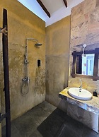 Ginger Harmony Guesthause and Café