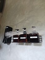 Ginger Harmony Guesthause and Café