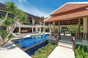 Naiharn 4br Private PoolVilla near Beach