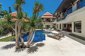 Naiharn 4br Private PoolVilla near Beach