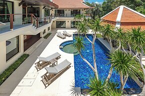 Naiharn 4br Private PoolVilla near Beach