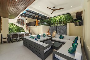 Naiharn 4br Private PoolVilla near Beach