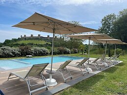 La Castellana Apartment Shared Pool