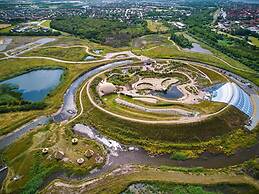 Apartment, 250m From Coast