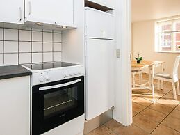 Apartment, 250m From Coast