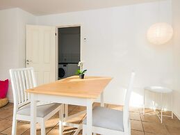 Apartment, 250m From Coast