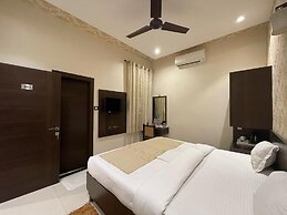 Hotel Park Plaza Varanasi