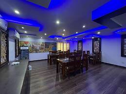 Hotel Park Plaza Varanasi