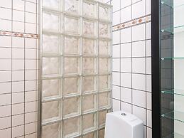 Holiday Home, Near Town Square