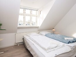 Holiday Home, Near Town Square