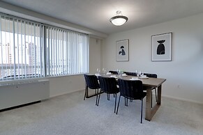 Stylish & Spacious 2BR in Crystal City