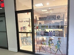 Stylish & Spacious 2BR in Crystal City