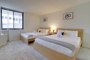 Modern 2BR Apt in Crystal City near D.C.