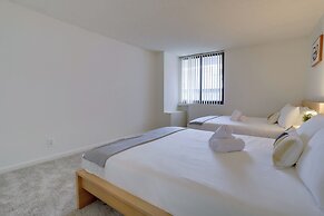 Modern 2BR Apt in Crystal City near D.C.