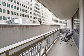 Modern 2BR Apt in Crystal City near D.C.