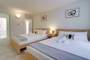 Modern 2BR Apt in Crystal City near D.C.