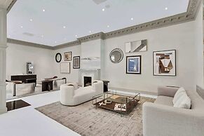 Modern 2BR Apt in Crystal City near D.C.