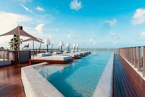 Setai Yacht