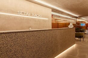 Setai Yacht