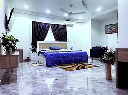 Firnic Luxurious Private Hotel