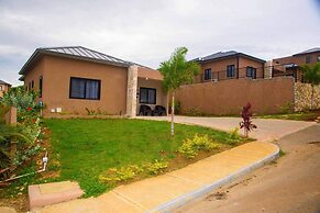 Montana Villa-ochorios-sleeps6-aircon-pool-tv-wifi