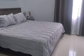 Montana Villa-ochorios-sleeps6-aircon-pool-tv-wifi